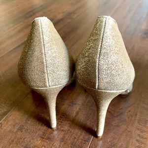 Nine West Flaggship Gold Sparkle Heels SZ- 10